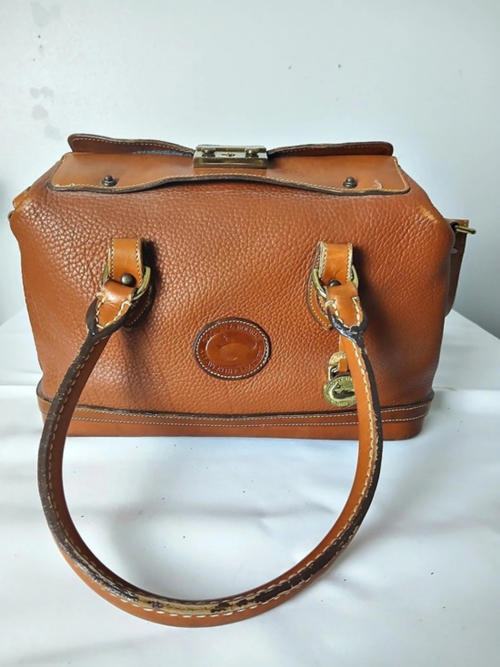 Vintage 80’s Dooney & Bourke Leather Cognac Doctor Bag Satchel Purse USA Rare